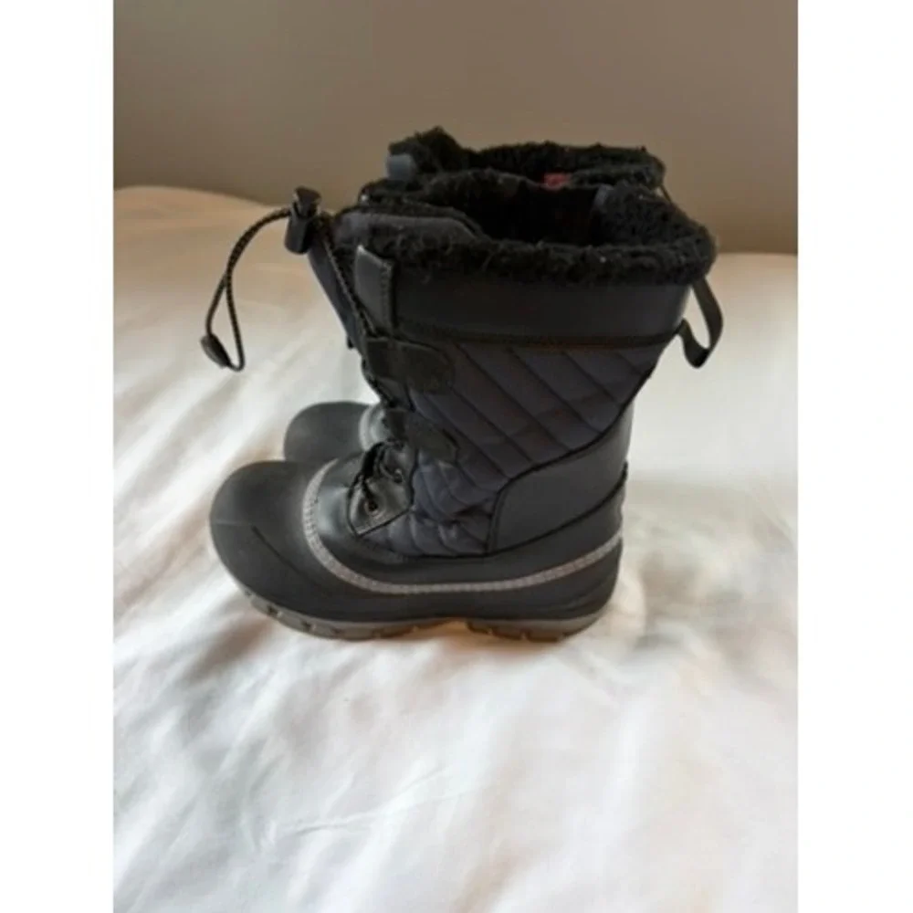 All in Motion Boys Snow Boots Navy Black Quilted Faux Fur Lined Size 1 077043296